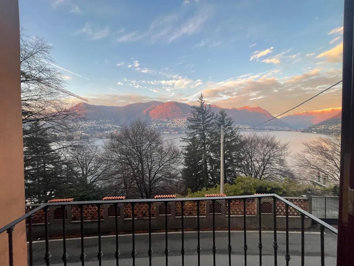 L Como Lake Apartment Italy
