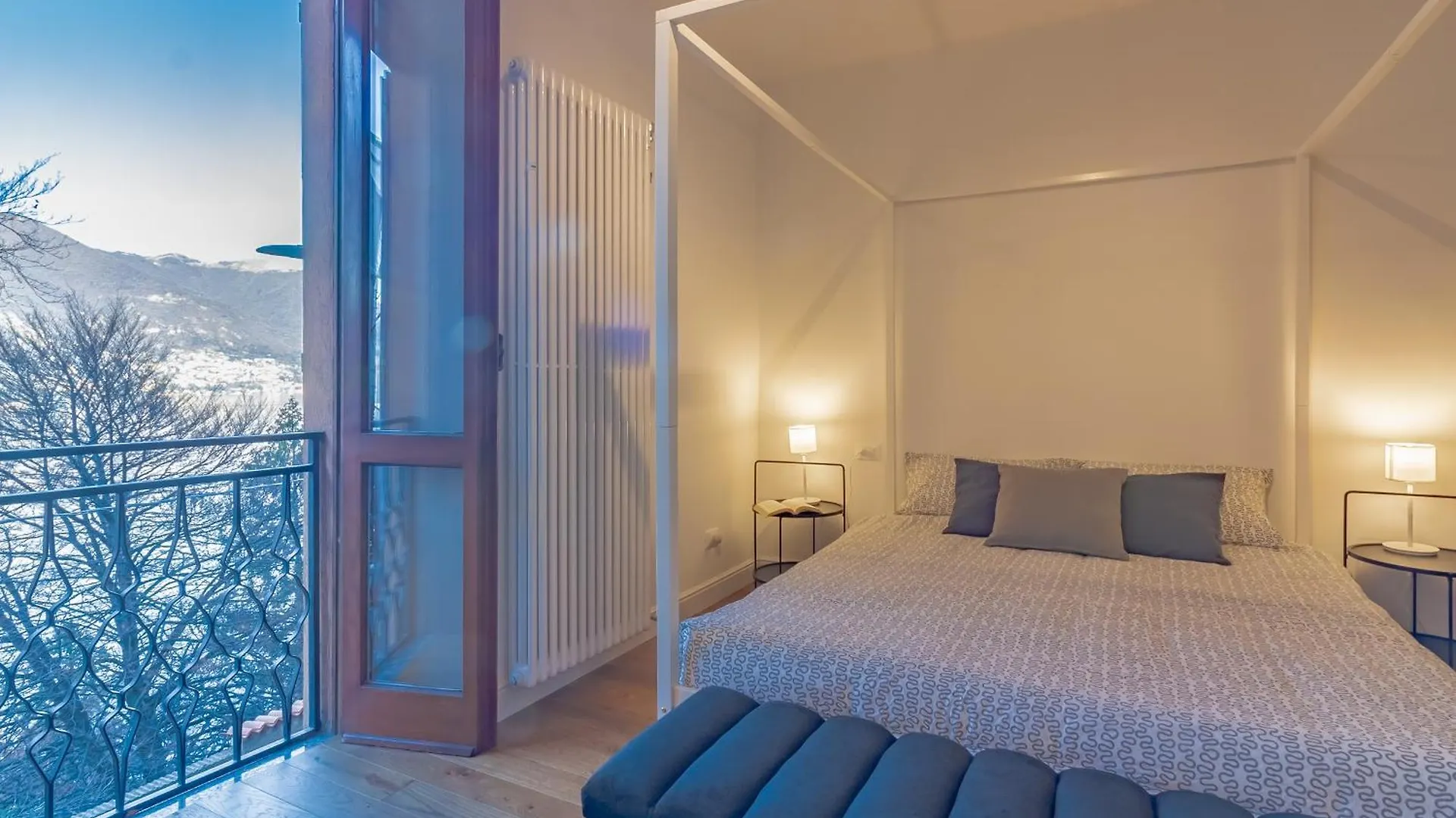 L Como Lake Apartment 0*,