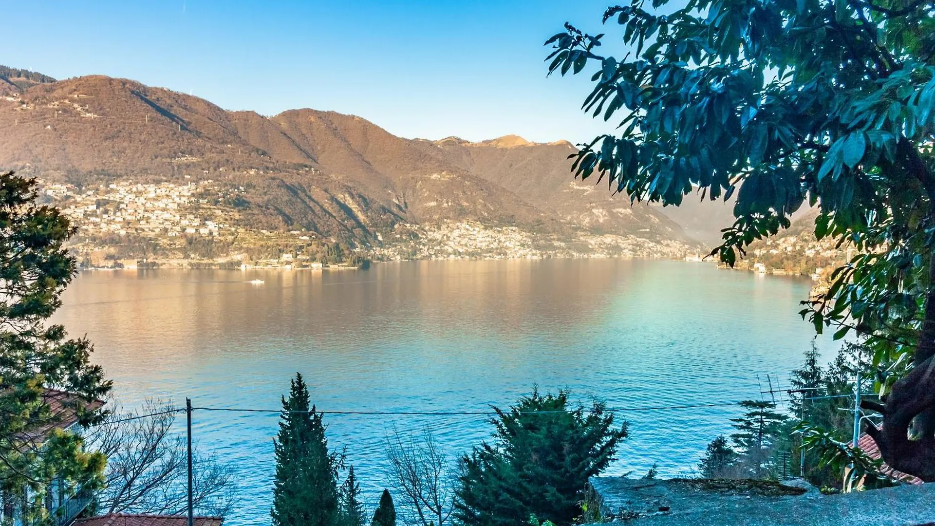 L Como Lake Apartment Italy