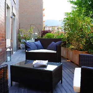  Apartment Rezzonico - By Myhomeincomo