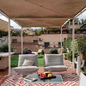 Trevi Luxury Terrace , Rome Italy